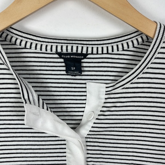 Club Monaco Ribbed Long Sleeve Henley - S - Picture 4 of 5